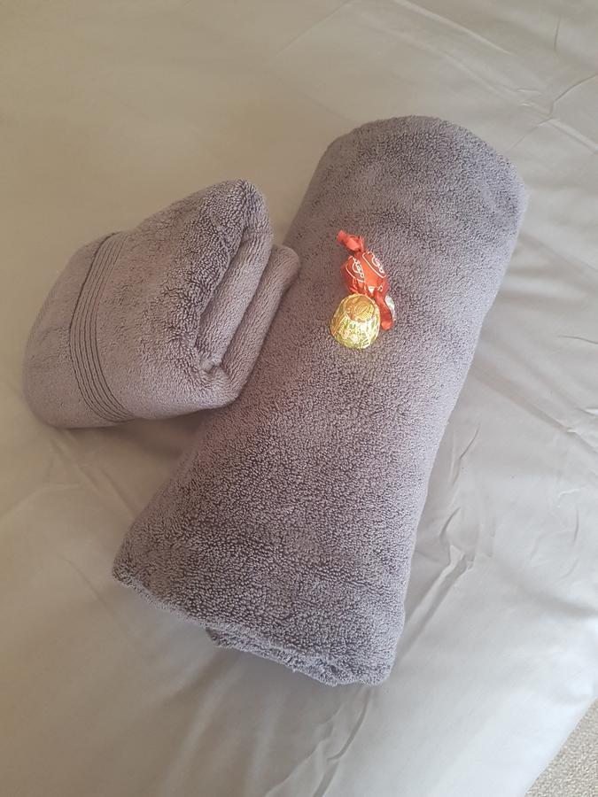 6 On Capella Guesthouse Primrose Ngoại thất bức ảnh