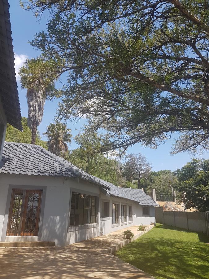 6 On Capella Guesthouse Primrose Ngoại thất bức ảnh